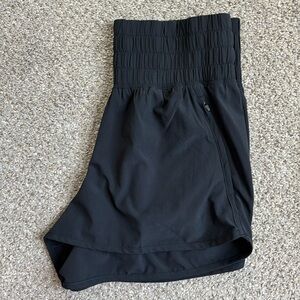 Abercrombie ypb motion tek short